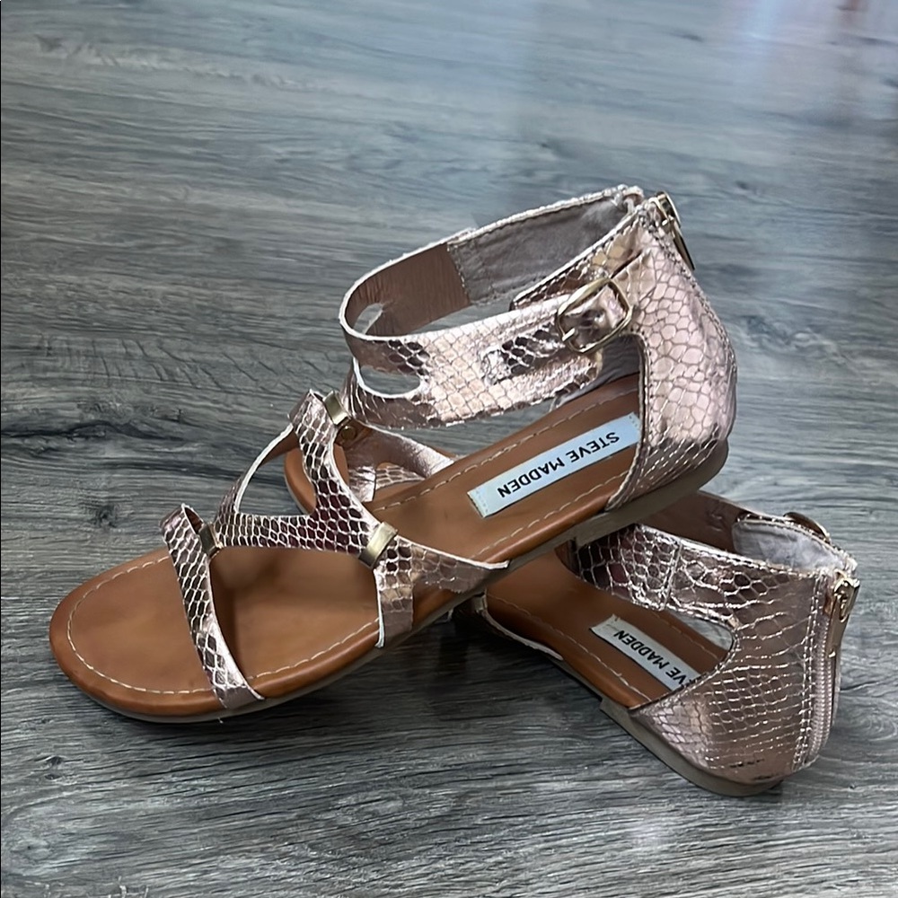 Steve Madden Rose Gold Strappy Sandals with Rhinestone Embellishments.